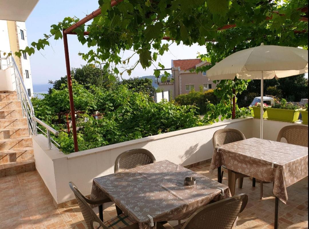 Guest House Ugljevarevic Budva Luaran gambar
