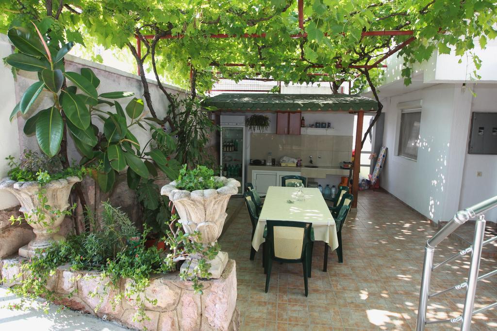 Guest House Ugljevarevic Budva Bilik gambar