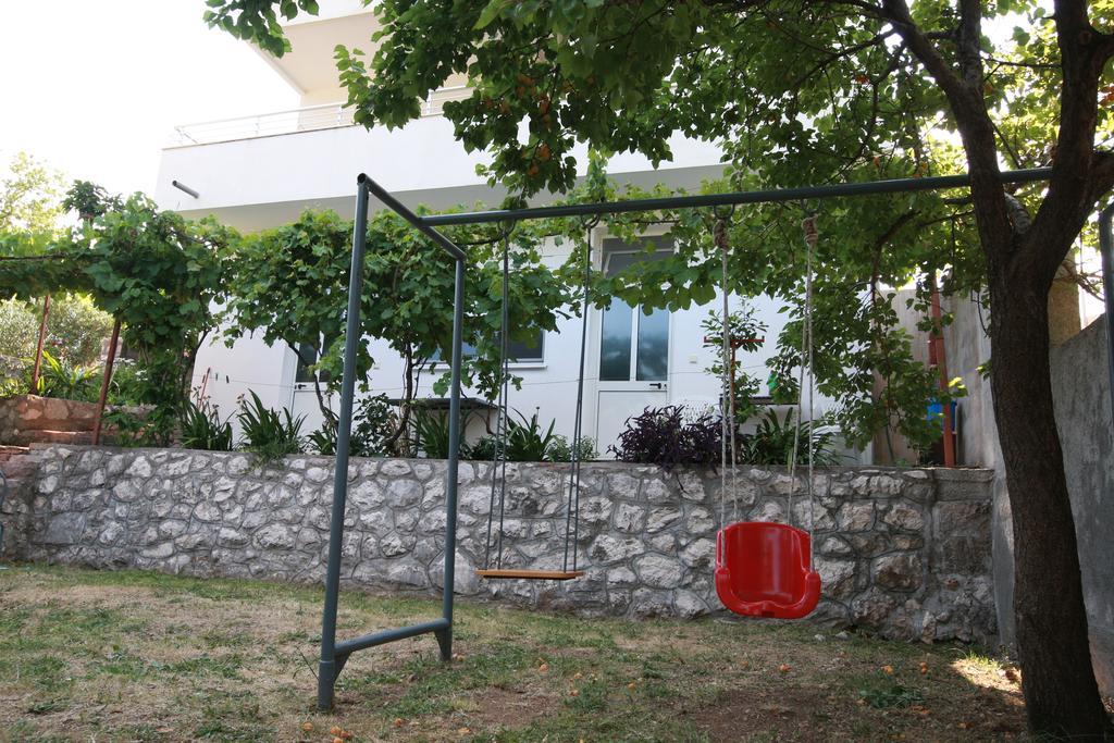 Guest House Ugljevarevic Budva Bilik gambar