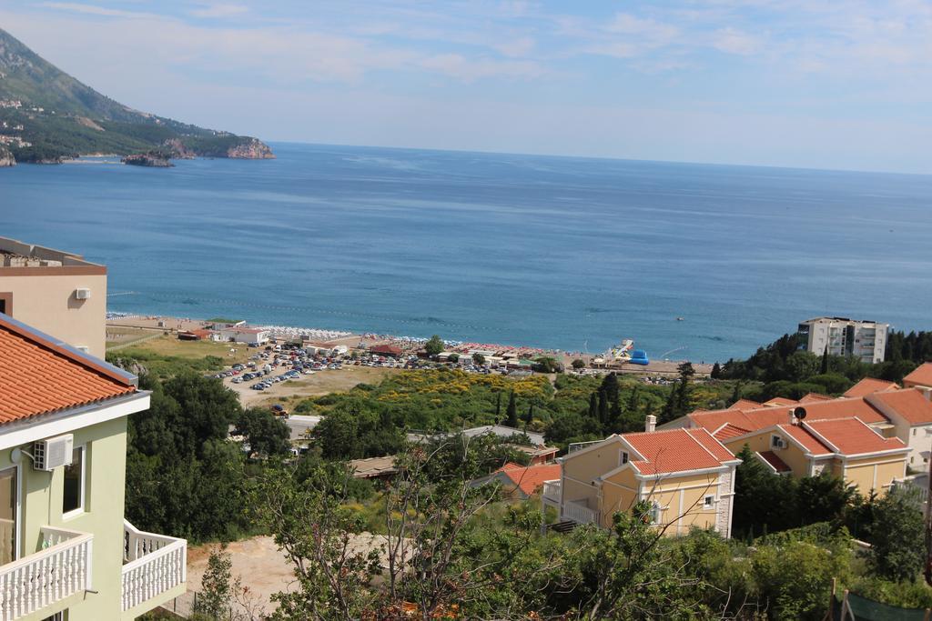 Guest House Ugljevarevic Budva Luaran gambar