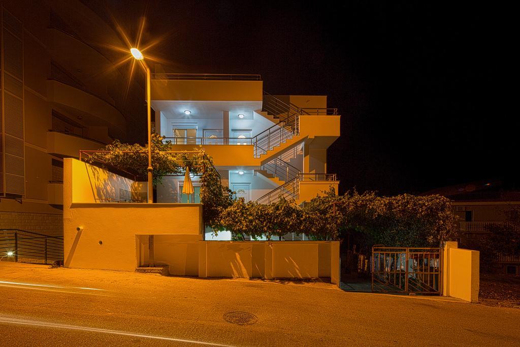 Guest House Ugljevarevic Budva Luaran gambar